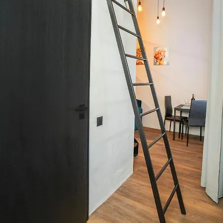 Teeny Tiny Lofts In Center Kaunas Exterior photo