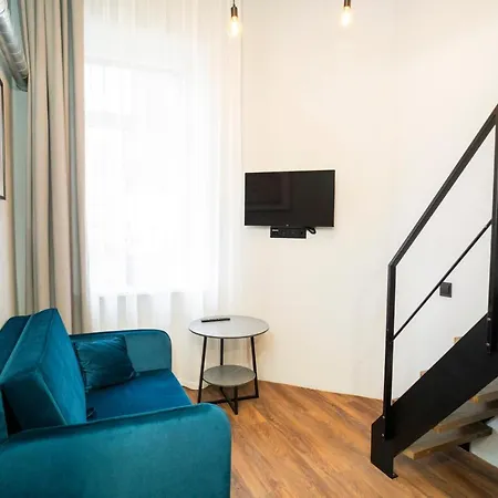 Teeny Tiny Lofts In Center Kaunas Exterior photo